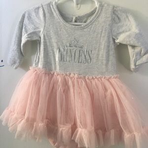 Baby girl dress size 0-3 months